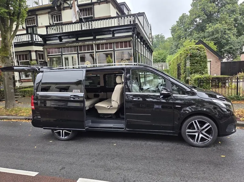 Taxi Amsterdam to Eindhoven